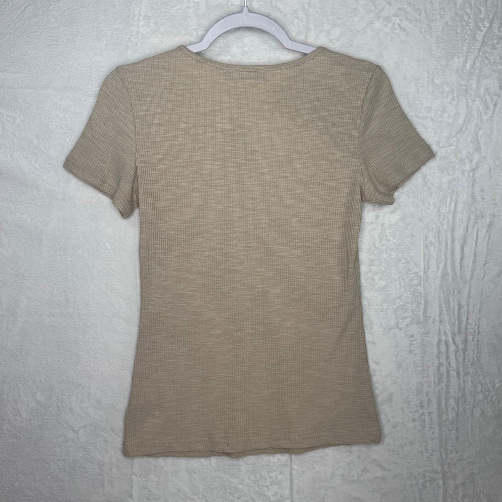 Uodim Womans Tan V Neck Shirt Y2K Ruffle Medium NWT - Picture 5 of 5